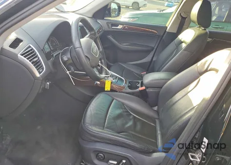 2016 Audi Q5 Premium z USA, uszkodzony, nr VIN WA1C2AFP3GA039083